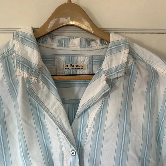 We The Free Button Down Striped Light Blue White Kelia Trapeze Boho Shirt Medium - Picture 10 of 16